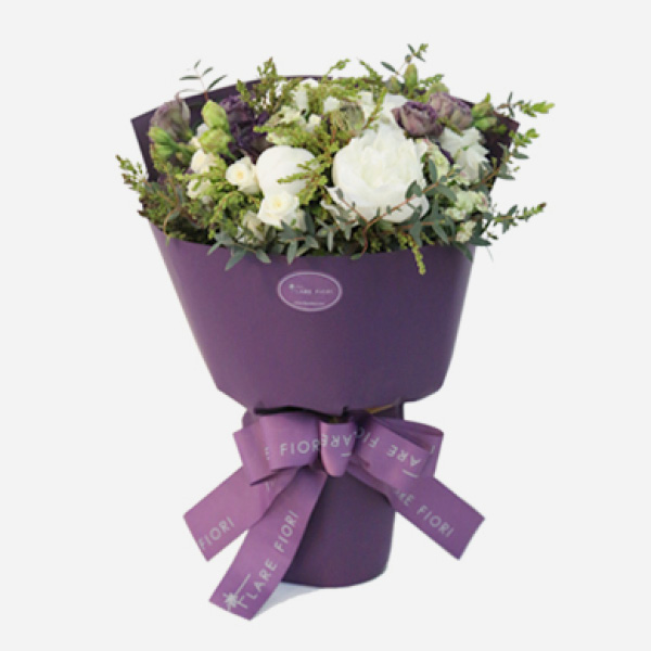 Flowers to Hong Kong from the UK